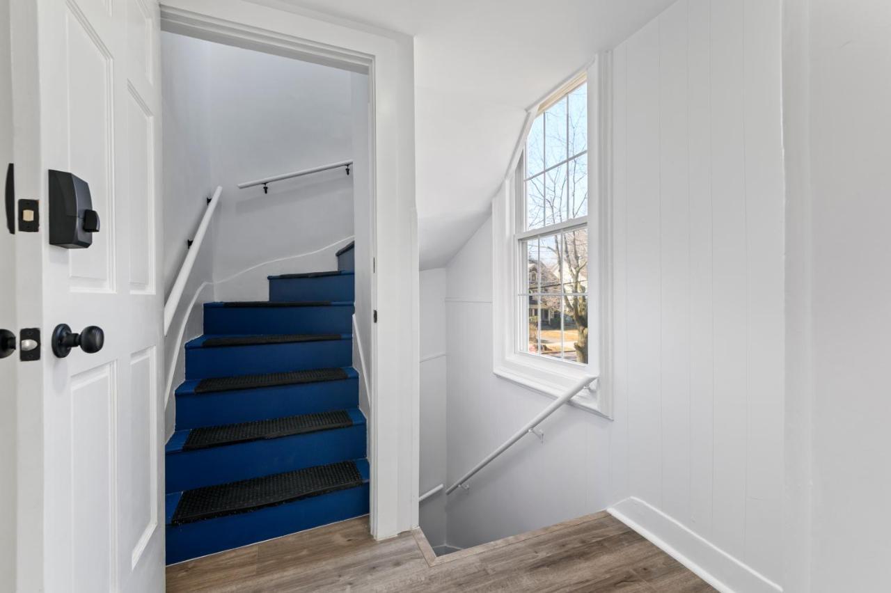 Апартаменти Cozy Gem In The Heart Of East Rock With Free Parking Near Yale And Dt Нью-Гейвен Екстер'єр фото